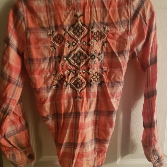 Button down flannel - Picture 3 of 5